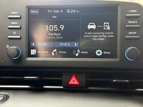 New 2026 Hyundai Elantra SEL Sport FWD image 14