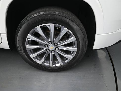 Used 2022 Chevrolet Traverse Premier w/ LPO, Floor Liner Package FWD image 21