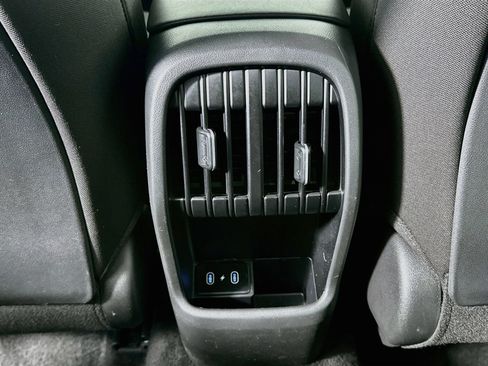 Used 2025 Hyundai Kona SEL FWD image 28