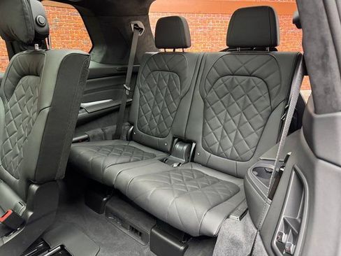 New 2026 BMW X7 xDrive40i w/ M Sport Package image 24