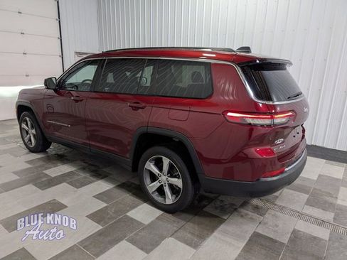 Used 2022 Jeep Grand Cherokee L Limited AWD/4WD image 2
