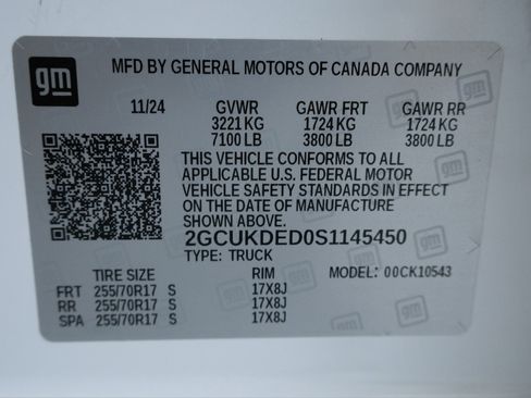 Used 2025 Chevrolet Silverado 1500 LT AWD/4WD image 23