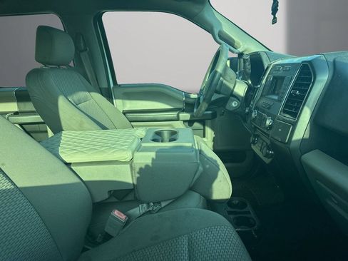 Used 2018 Ford F150 XLT AWD/4WD image 11