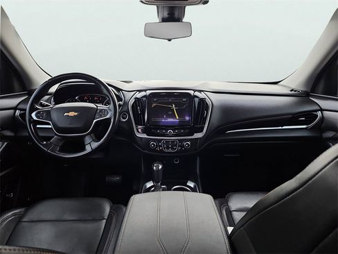 Used 2019 Chevrolet Traverse RS image 11