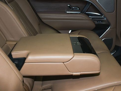 Used 2024 Land Rover Range Rover Autobiography image 63