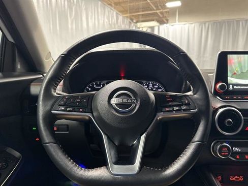 Used 2024 Nissan Sentra SR w/ SR Premium Package image 22