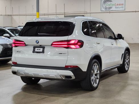 Used 2024 BMW X5 xDrive40i w/ Climate Comfort Package image 8