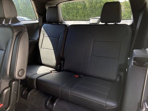 Used 2023 Chevrolet Traverse LT w/ LPO, Floor Liner Package AWD/4WD image 25