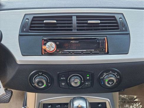 Used 2006 BMW Z4 3.0si image 14