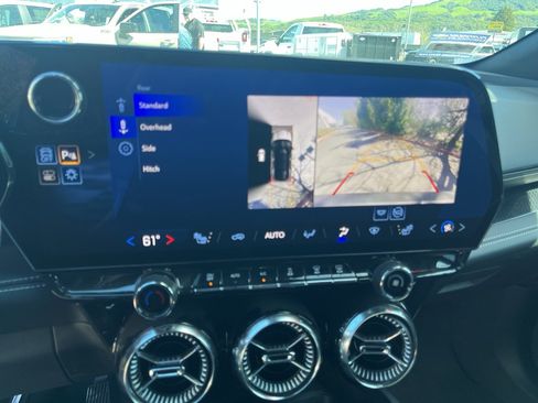 Used 2024 Chevrolet Blazer EV LT image 22