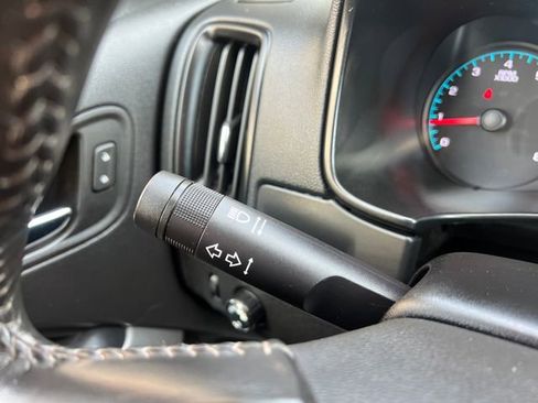 Used 2022 Chevrolet Colorado LT w/ Fleet Safety Package image 29