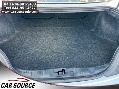 Used 2018 Ford Mustang Coupe RWD image 8