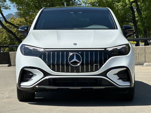 New 2025 Mercedes-Benz EQE AMG 4MATIC SUV image 5