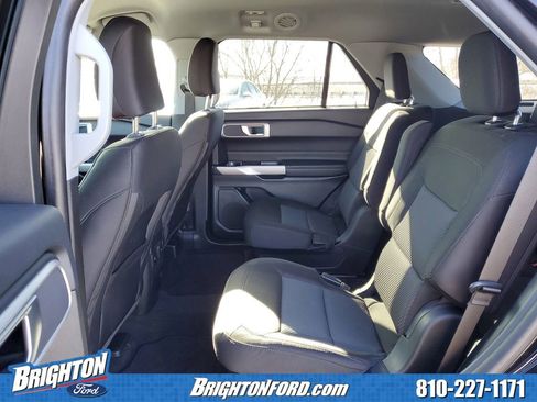 Certified 2023 Ford Explorer XLT image 12