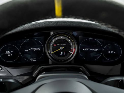 Used 2025 Porsche 911 GT3 RS RWD image 14