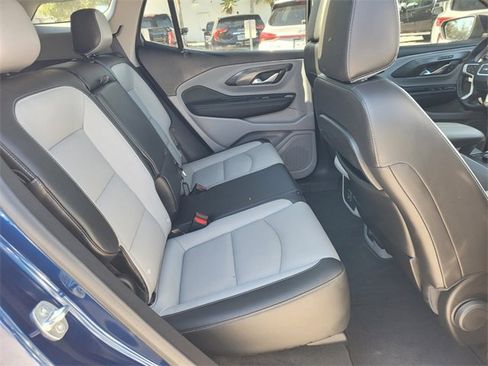 Certified 2022 GMC Terrain SLT w/ Infotainment Package II image 15