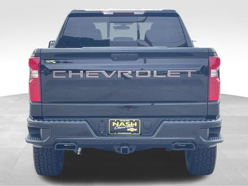 Used 2021 Chevrolet Silverado 1500 LT Trail Boss AWD/4WD image 4