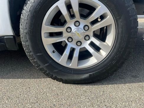 Used 2009 Chevrolet Avalanche LT image 9