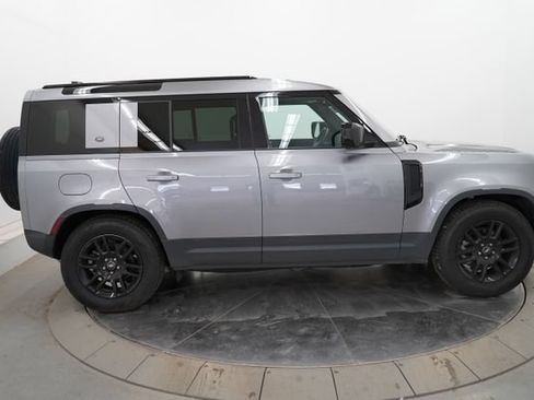 Used 2024 Land Rover Defender 110 S AWD/4WD image 59