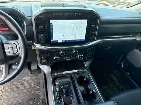 Used 2022 Ford F150 Lariat w/ Equipment Group 502A High AWD/4WD image 8