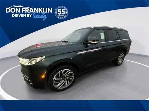 New 2025 Lincoln Navigator Reserve image 1