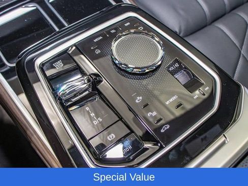 Used 2025 BMW 750e xDrive w/ Executive Package AWD/4WD image 20