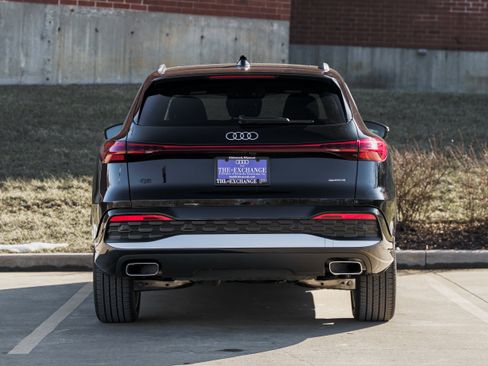 Used 2025 Audi Q5 Premium Plus w/ Premium Plus image 29