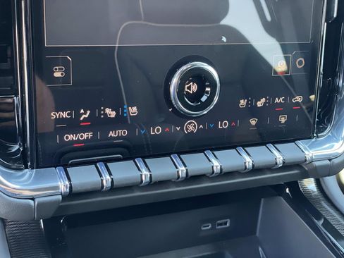 New 2026 GMC Yukon XL Elevation w/ Elevation Premium Package image 15