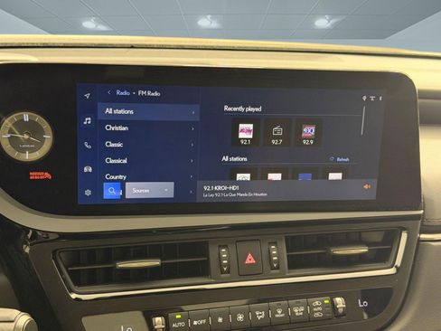 Used 2023 Lexus ES 350 w/ Premium Package FWD image 26
