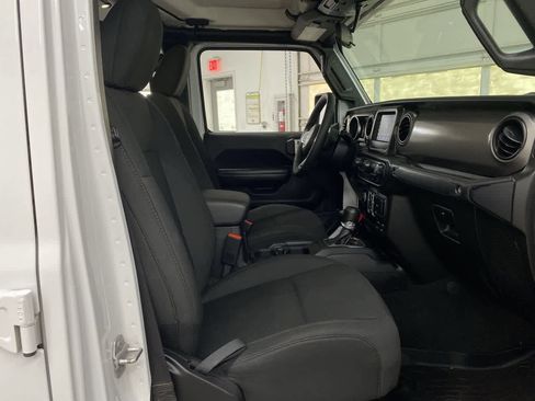 Used 2020 Jeep Gladiator Sport w/ Quick Order Package 24S image 18