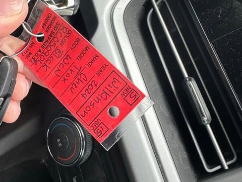 Used 2024 Chevrolet Trax RS w/ Driver Confidence Package FWD image 12