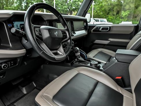 Certified 2023 Ford Bronco Wildtrak AWD/4WD image 13
