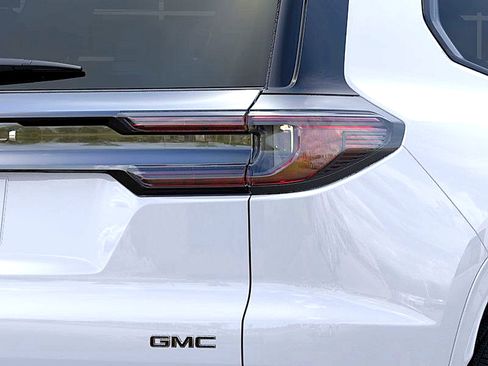 New 2026 GMC Acadia Denali Ultimate image 11