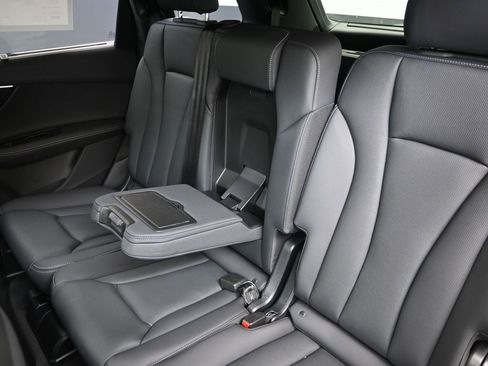 Used 2025 Audi Q7 3.0T Premium Plus w/ Premium Plus Package image 19