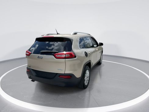 Used 2014 Jeep Cherokee Latitude AWD/4WD image 18