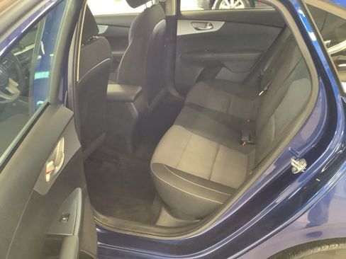 Certified 2023 Kia Forte LXS w/ LXS Technology Package FWD image 20
