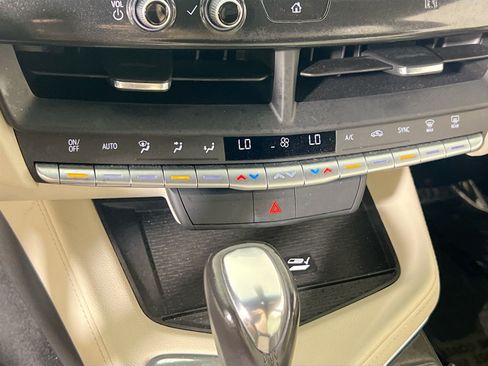 Used 2021 Cadillac CT4 Luxury w/ Sun And Sound Package RWD image 15