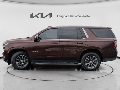 Used 2022 Chevrolet Tahoe LT w/ LT Signature Package image 10