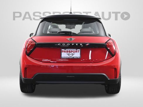 Certified 2025 MINI Cooper S image 9