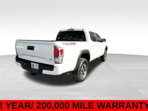 Used 2023 Toyota Tacoma TRD Off-Road image 9