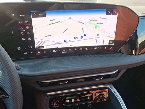 New 2025 Audi SQ5 Premium Plus image 8