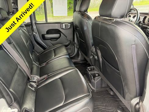 Used 2020 Jeep Gladiator Sport w/ Quick Order Package 24S AWD/4WD image 16