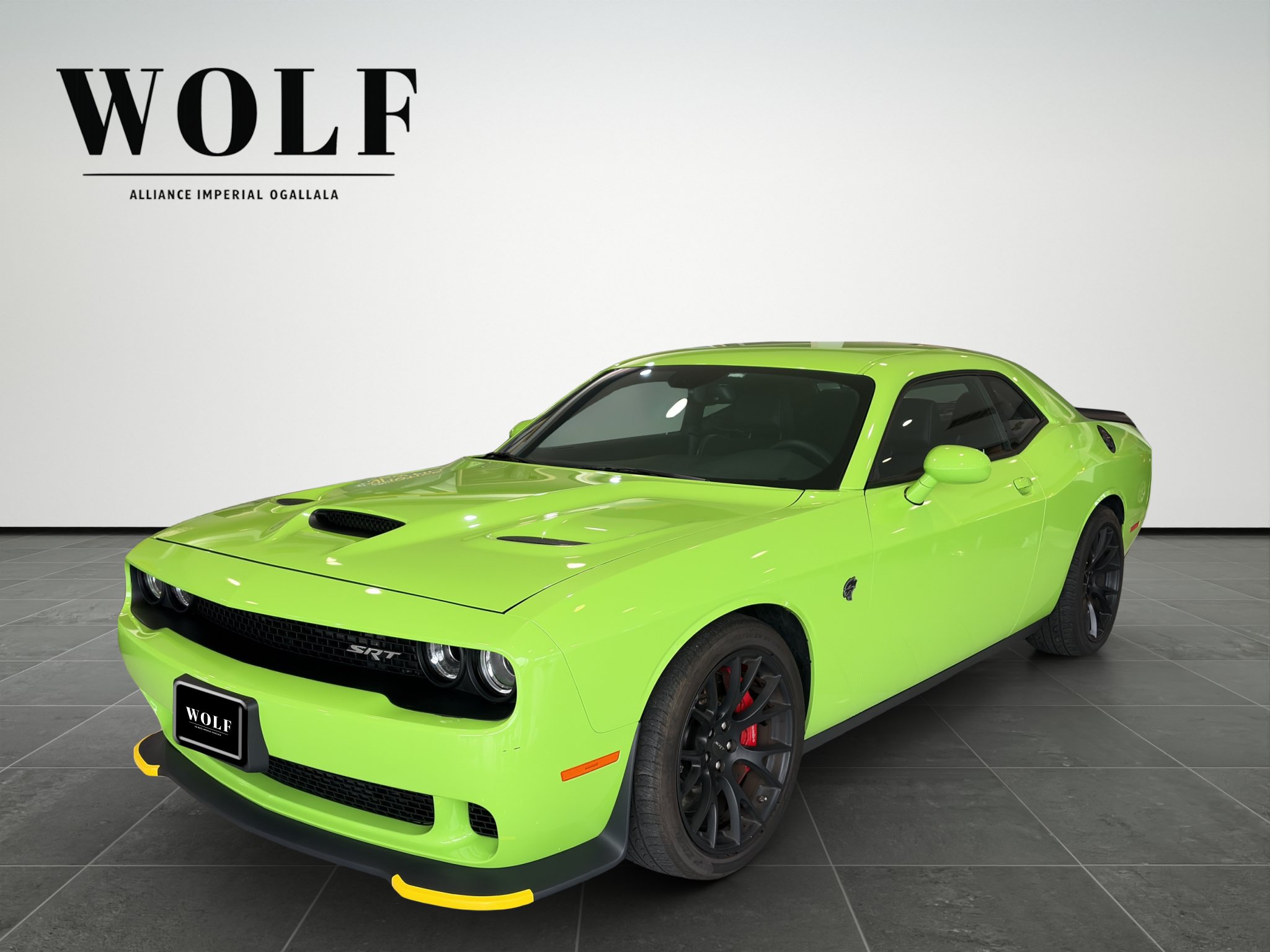 Used 2015 Dodge Challenger SRT Hellcat RWD image 3