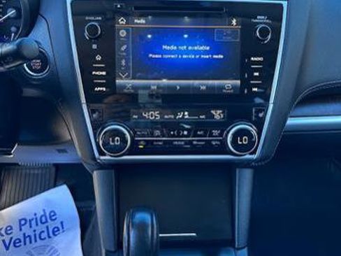 Used 2019 Subaru Outback 2.5i Limited AWD/4WD image 15