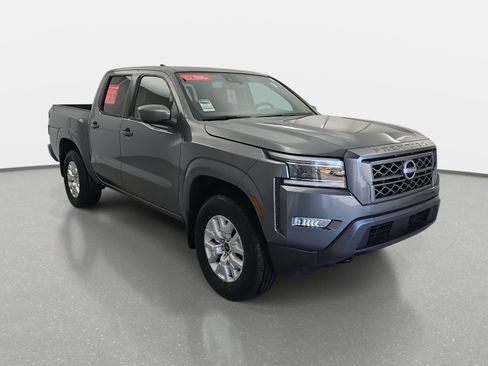 Certified 2023 Nissan Frontier SV w/ SV Premium Package image 3