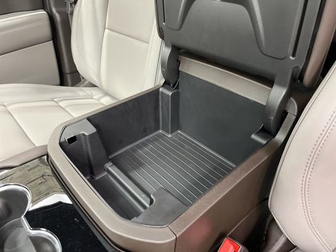 New 2026 GMC Yukon XL Elevation RWD image 18