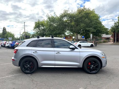 Used 2018 Audi Q5 2.0T Premium w/ Convenience Package AWD/4WD image 6