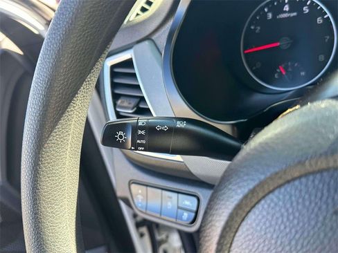 Used 2023 Kia Seltos LX image 20