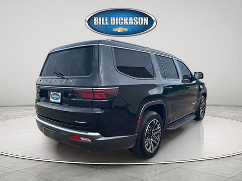 Used 2022 Jeep Wagoneer Series III w/ Flexible Seating Group AWD/4WD image 10