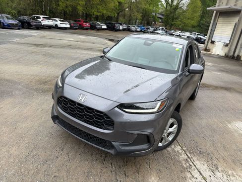 Certified 2024 Honda HR-V LX image 3